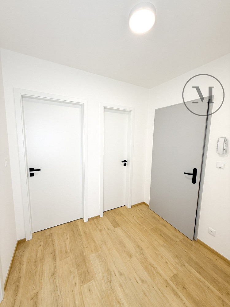 Pronájem bytu 2+kk 57 m² – fotografie 5
