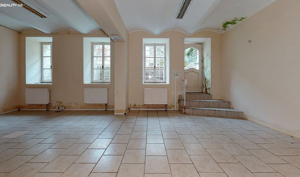 Prodej obchodních prostor 69 m², Karlovy Vary – náhled fotky 3