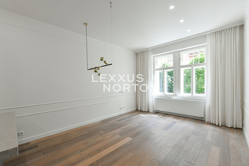 Pronájem bytu 3+kk 92 m²