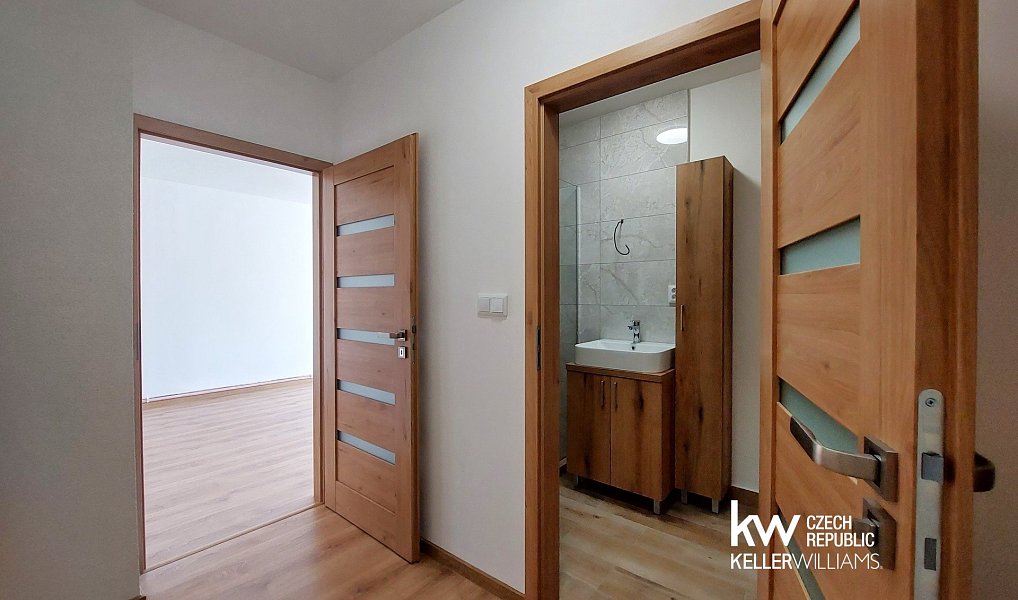 Pronájem bytu 2+kk 57 m², Duchcov – náhled fotky 16