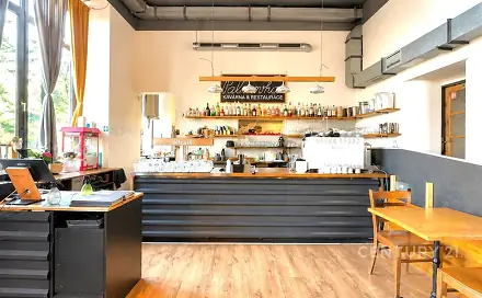 Pronájem obchodních prostor 210 m², Sokolovská, Praha 8 - Libeň
