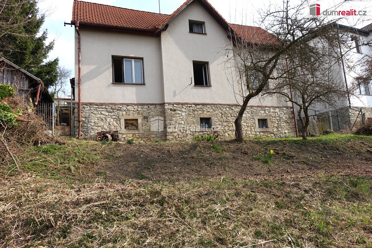 Prodej domu 150 m² s pozemkem 1 214 m²