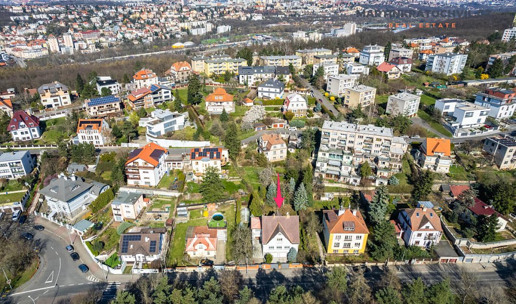 Prodej domu 312 m² s pozemkem 927 m², Praha – náhled fotky 15