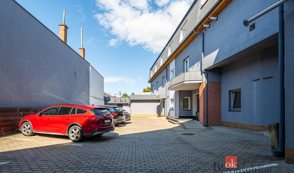 Prodej komerčního objektu (jiného typu) 1 359 m², Nový Bydžov – náhled fotky 7