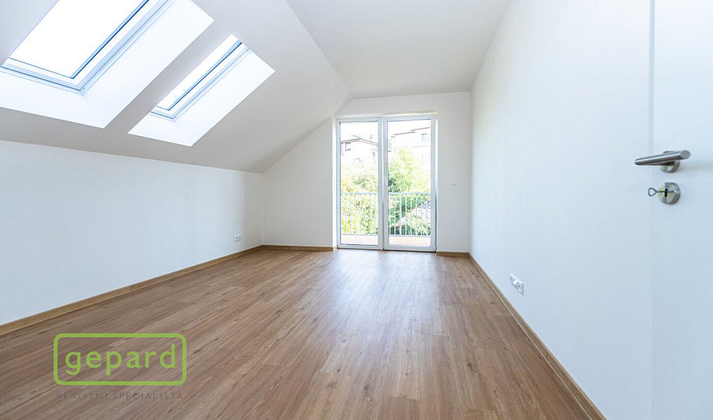 Prodej bytu 6+kk 159 m², Praha – náhled fotky 4