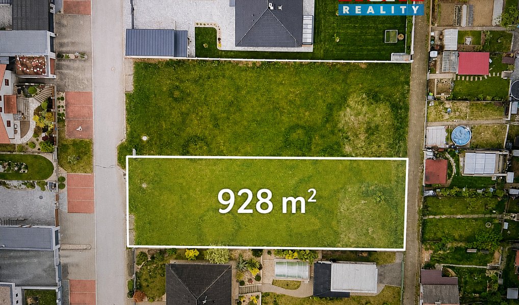 Prodej stavebního pozemku 928 m², Chvaletice – fotka 1 z 12