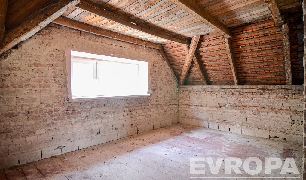 Prodej domu 300 m² s pozemkem 826 m², Břeclav – náhled fotky 34