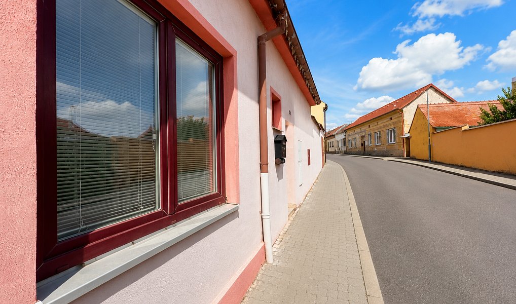 Prodej domu 140 m² s pozemkem 217 m², Kuchařovice – náhled fotky 21