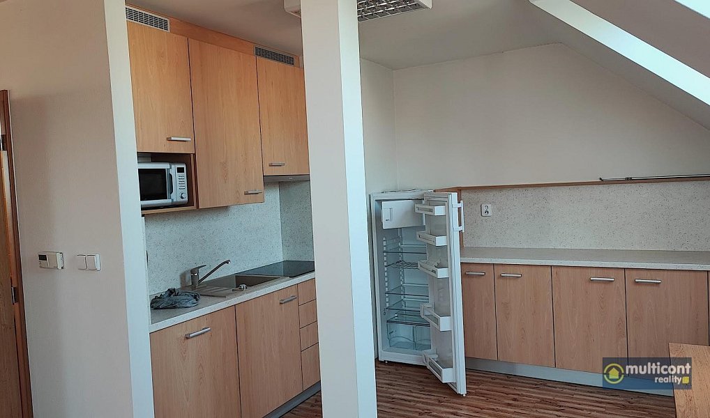 Pronájem kanceláře 118 m², Vyškov – náhled fotky 10