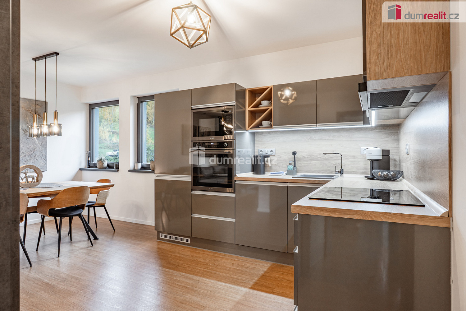 Prodej domu 184 m² s pozemkem 672 m² — photo 4