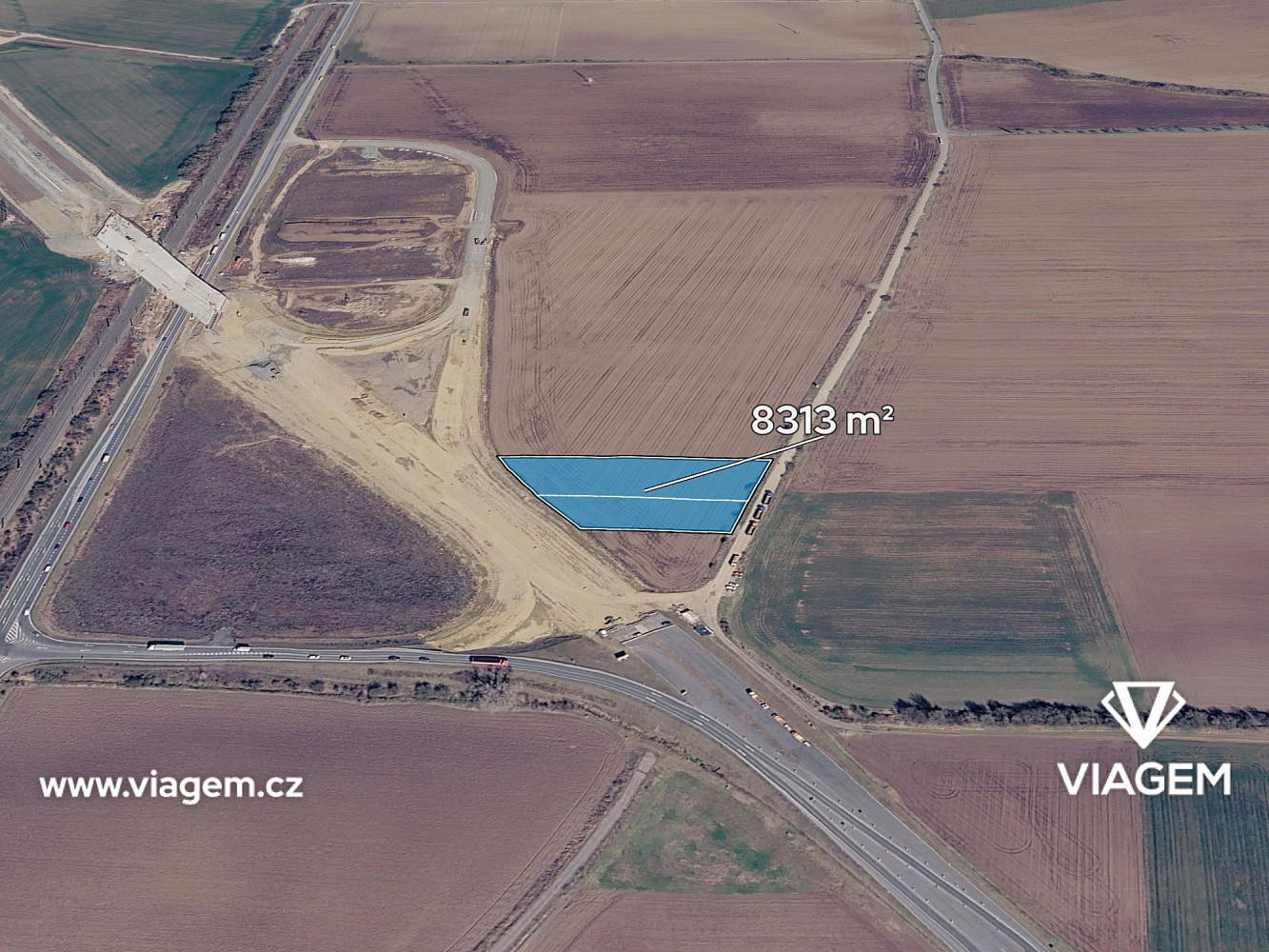 Prodej pole 831 m²