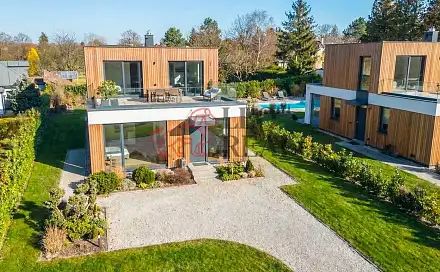 Prodej stavebního pozemku 466 m², Dobrovická, Praha 9 - Újezd nad Lesy