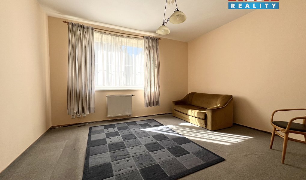 Prodej domu 200 m² s pozemkem 831 m², Panenské Břežany – náhled fotky 10