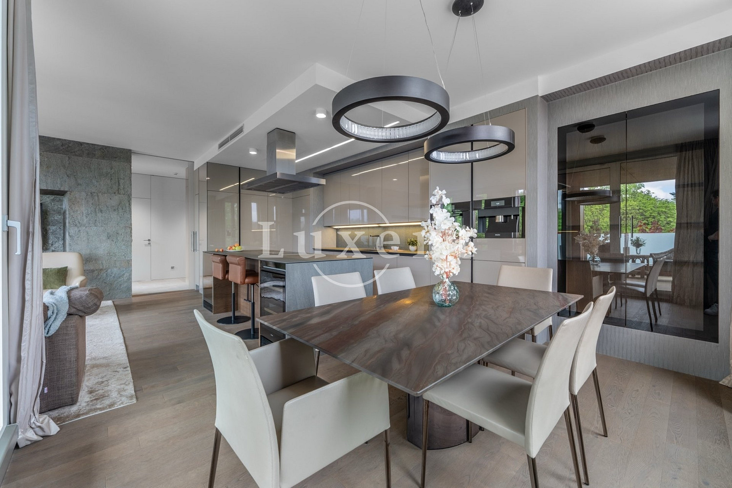 Prodej bytu 4+kk 182 m² — photo 2