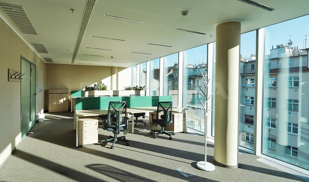 Pronájem kanceláře 763 m², Praha – náhled fotky 5