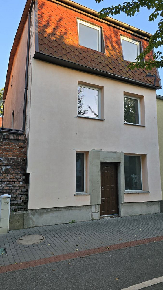 Prodej komerčního objektu (jiného typu) 182 m² – fotografie 2