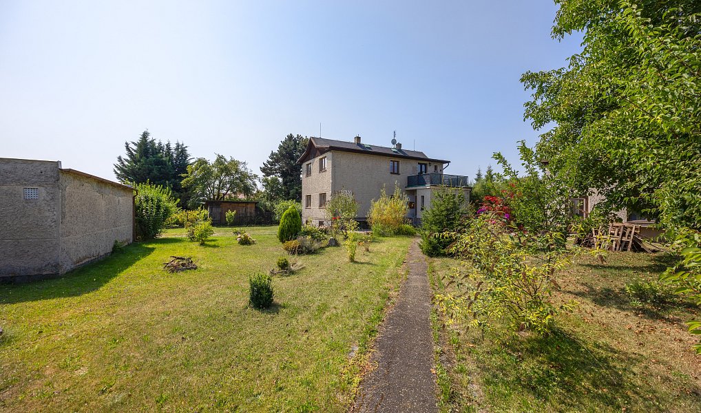 Prodej domu 193 m² s pozemkem 1 302 m², Strančice – náhled fotky 9