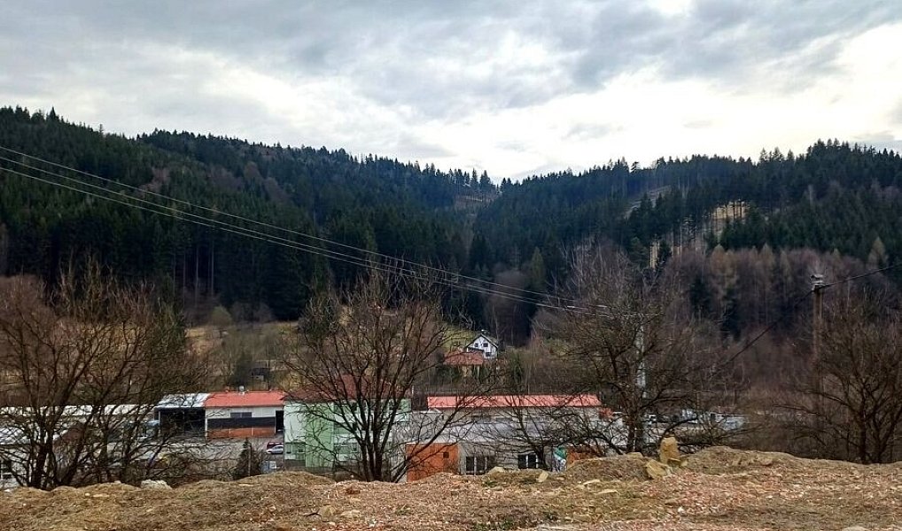 Prodej stavebního pozemku 1 260 m², Vsetín – náhled fotky 2