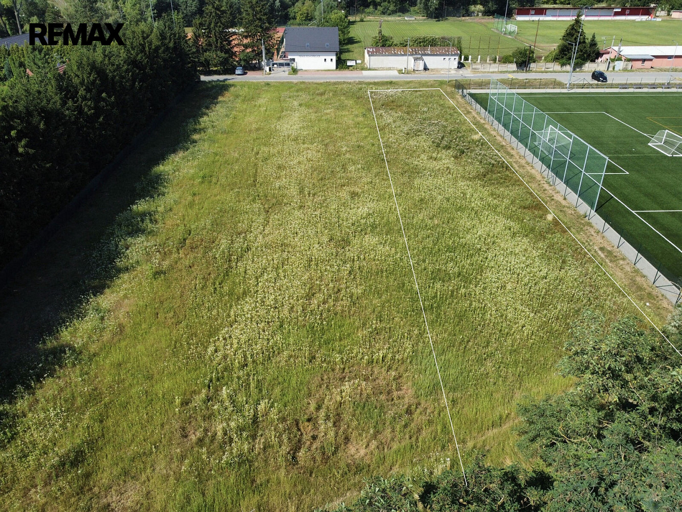 Prodej stavebního pozemku 1 890 m² – fotografie 2
