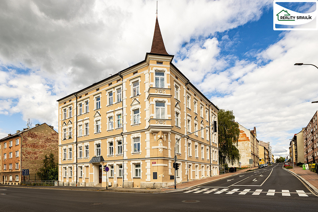 Pronájem zrekonstruovaných pokojů s vlastní koupelnou Evropská ulice Centrum Chebu