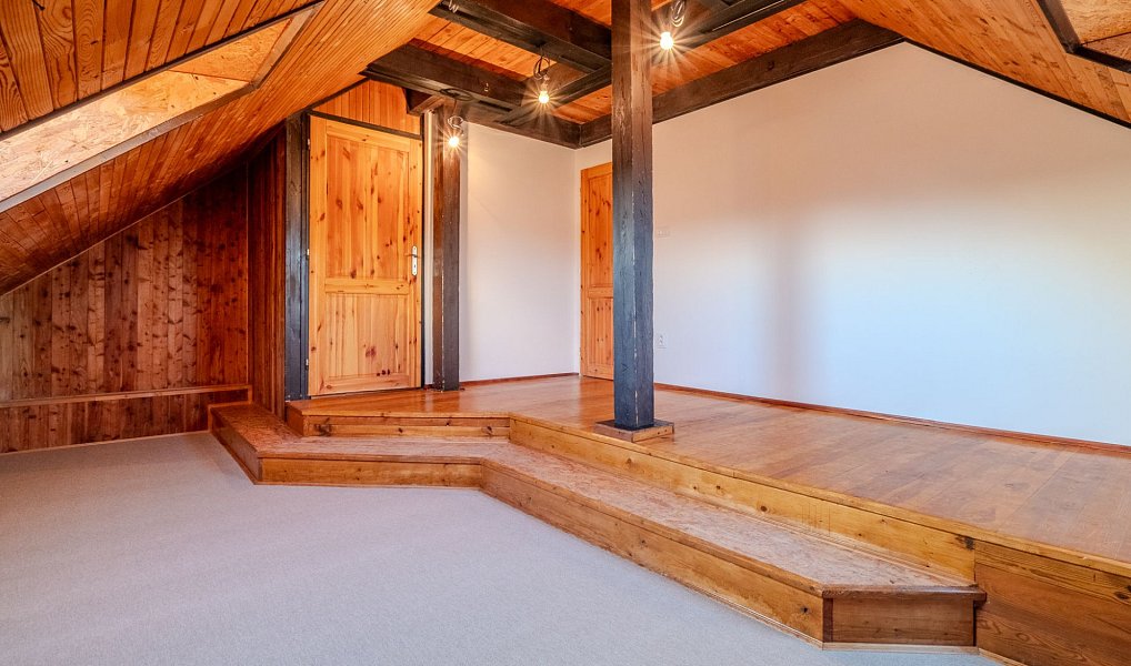Prodej bytu 4+kk 129 m², Nymburk – náhled fotky 13
