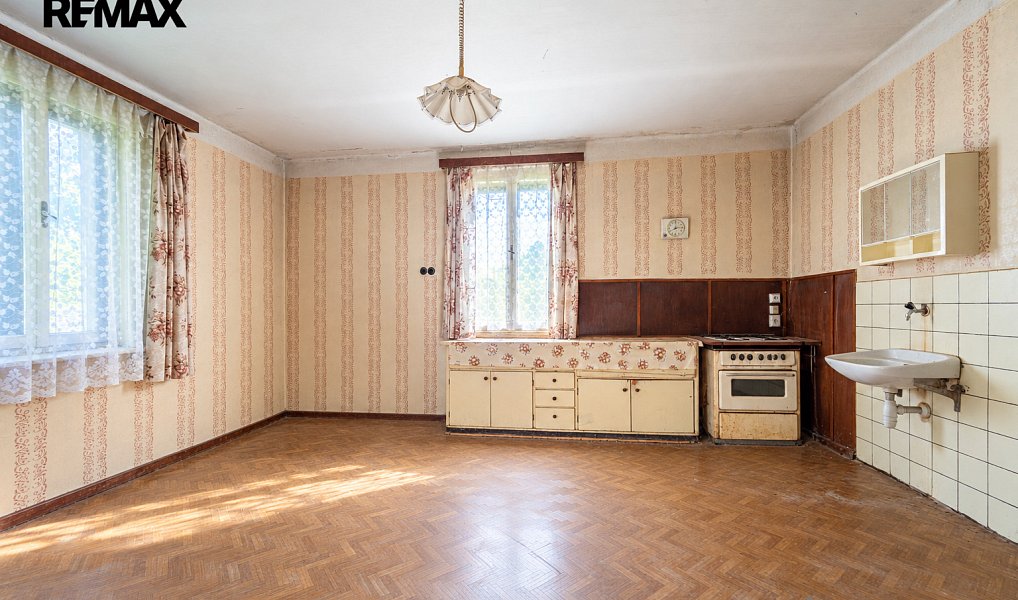 Prodej domu 71 m² s pozemkem 1 507 m², Uhlířské Janovice – náhled fotky 11