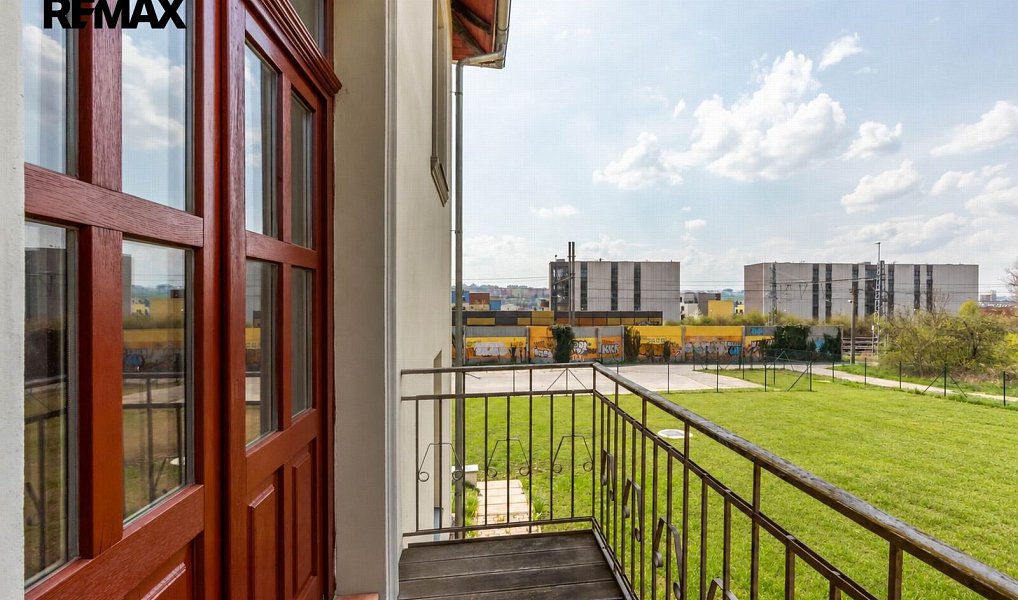 Prodej domu 403 m² s pozemkem 1 389 m², Praha – náhled fotky 34