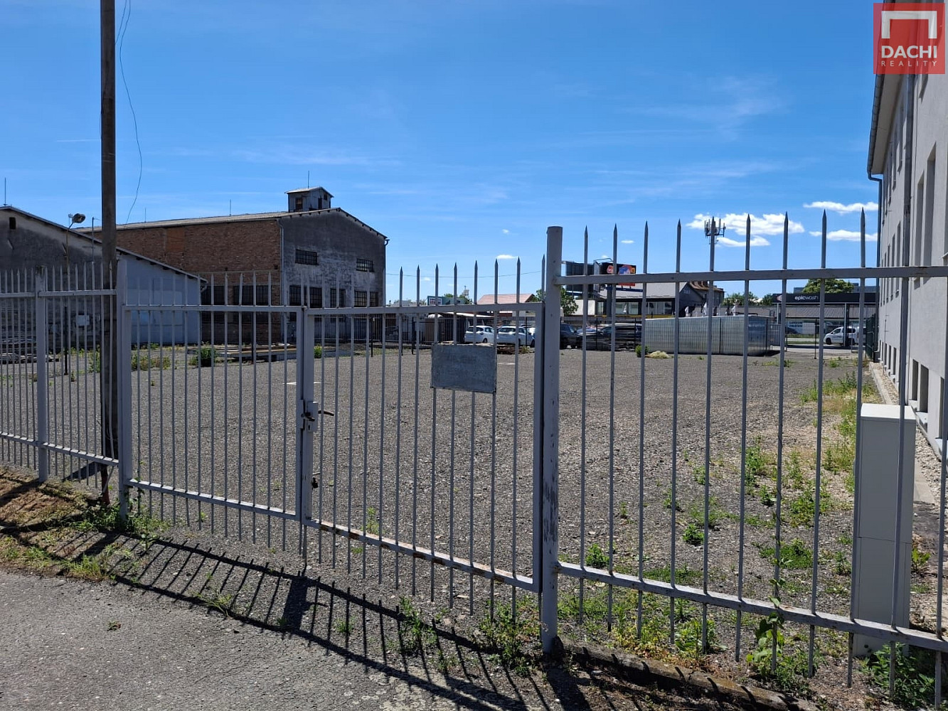 Pronájem komerčního pozemku 1 087 m²