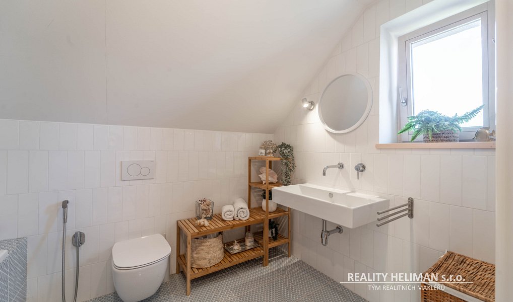 Prodej domu 260 m² s pozemkem 5 558 m², Košice – náhled fotky 41