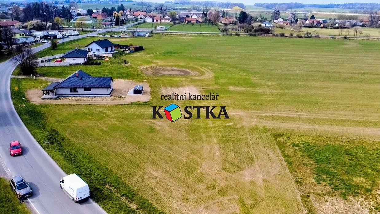Prodej stavebního pozemku 1 000 m² – fotografie 4