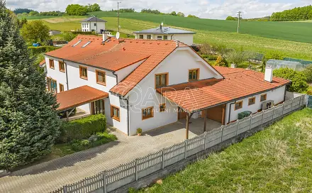 Prodej domu 362 m² s pozemkem 1 568 m², Třemblatská, Zvánovice, okres Praha-východ