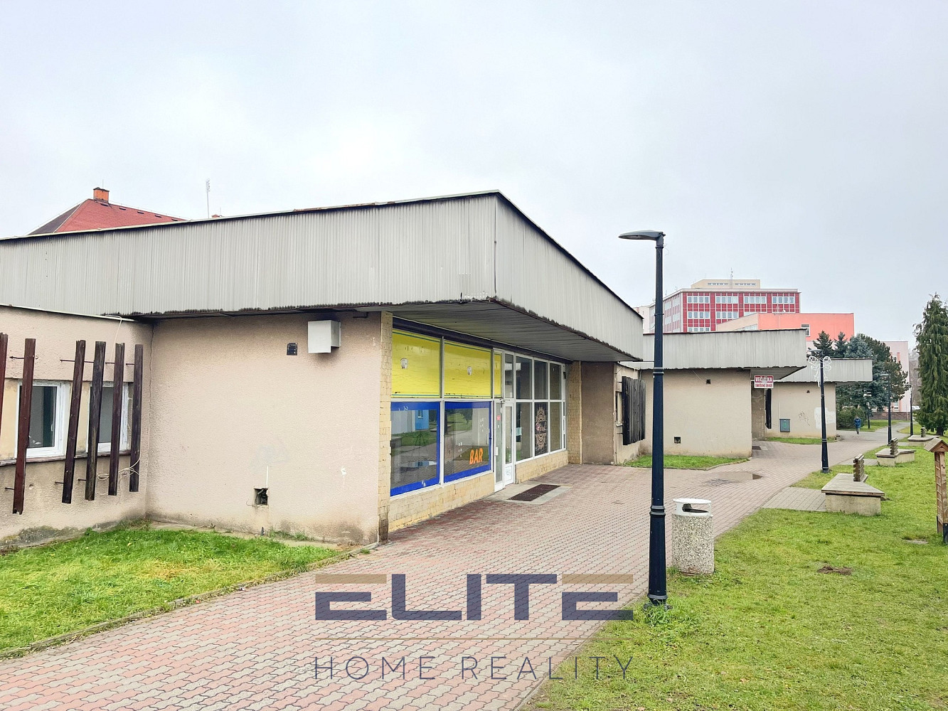 Prodej obchodních prostor 511 m² – fotografie 2