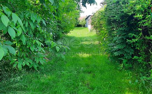 Prodej zahrady 1 622 m², Loučany, okres Olomouc