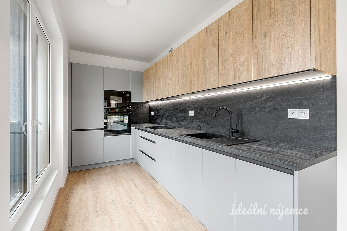 Pronájem bytu 2+kk 60 m²