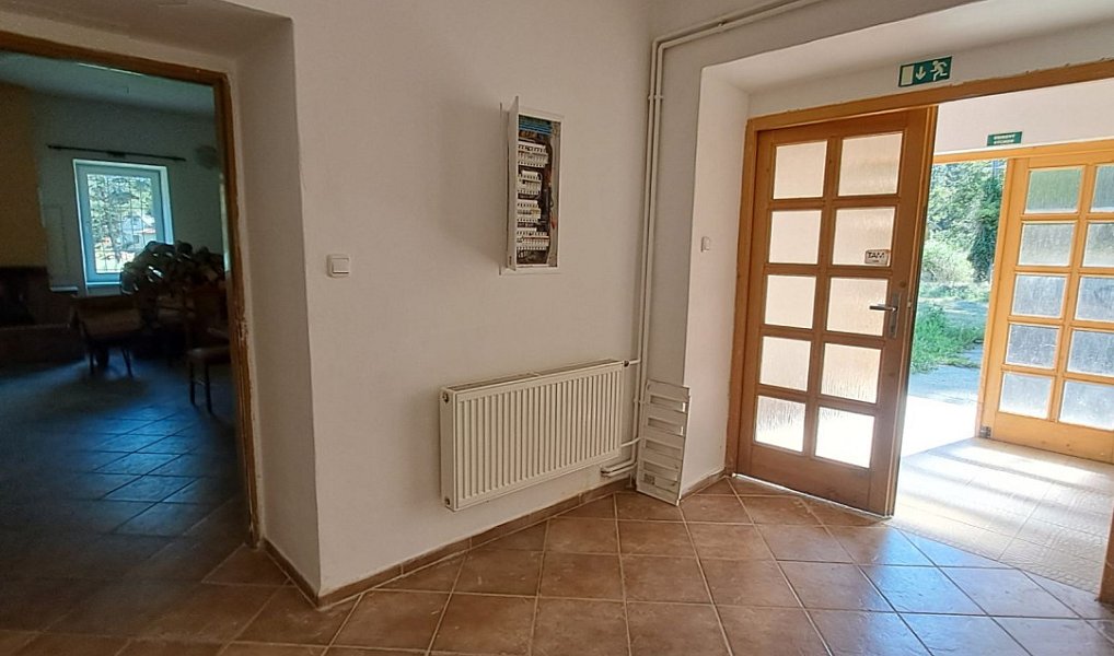 Prodej ubytovacího objektu 300 m², Široká Niva – náhled fotky 16