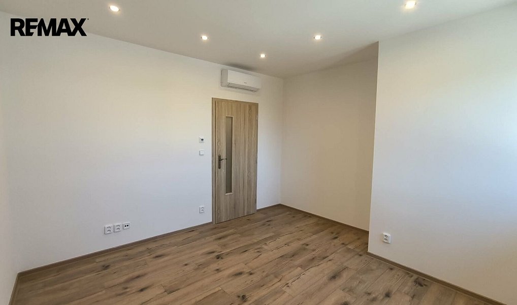 Prodej domu 98 m² s pozemkem 581 m², Vrbice – náhled fotky 16