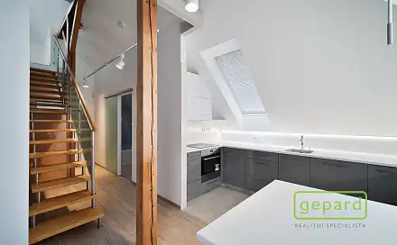 Pronájem bytu 2+kk 71 m²