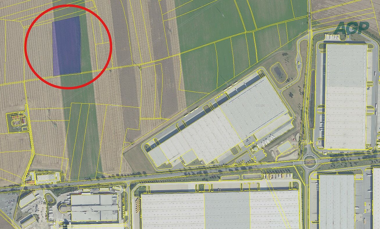 Prodej pole 18 710 m²