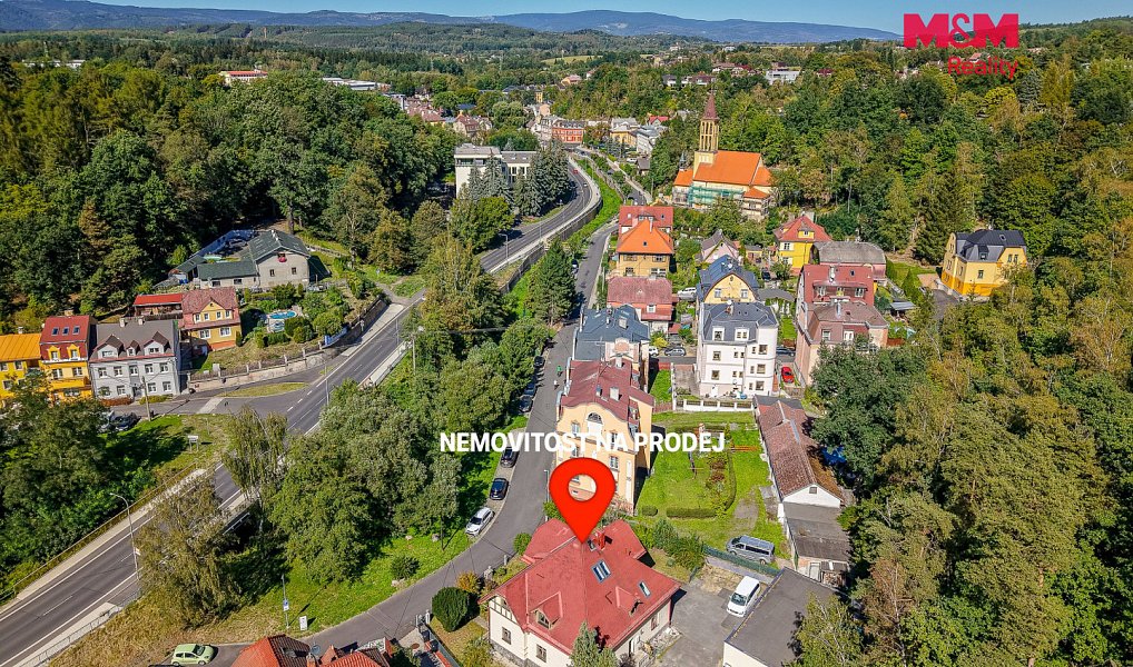 Prodej domu 486 m² s pozemkem 1 076 m², Dalovice – náhled fotky 4
