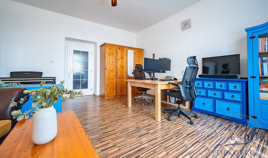 Prodej bytu 3+1 98 m², Milovice – náhled fotky 7
