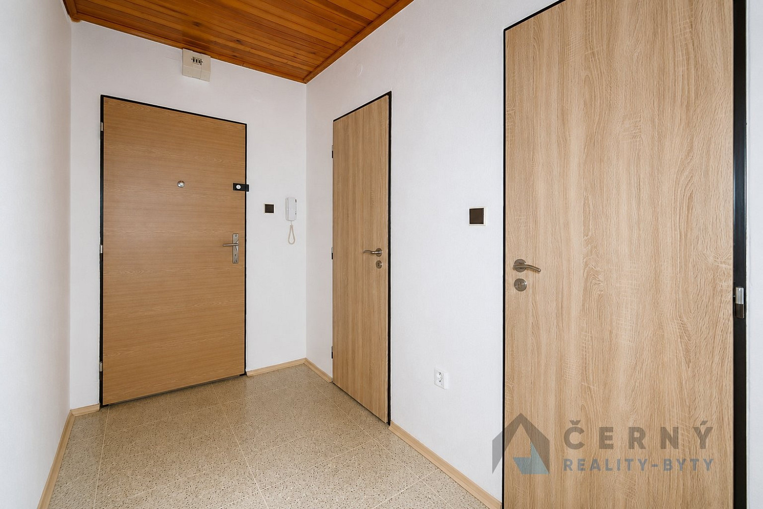 Prodej bytu 1+1 28 m² — photo 5