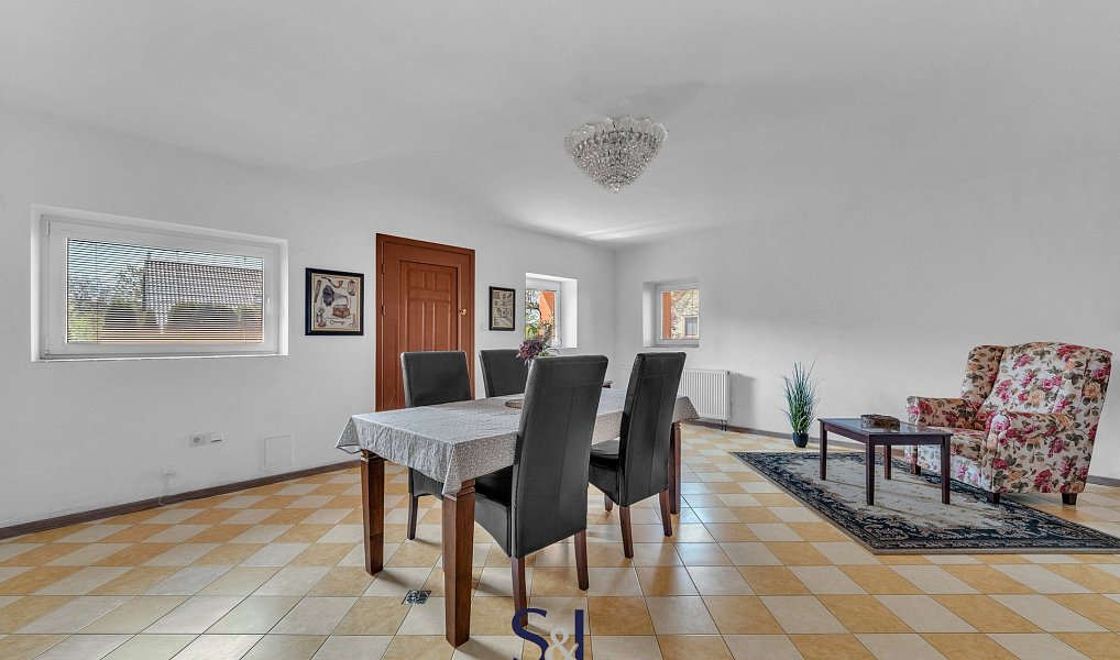 Prodej domu 245 m² s pozemkem 973 m², Nový Bor – náhled fotky 43