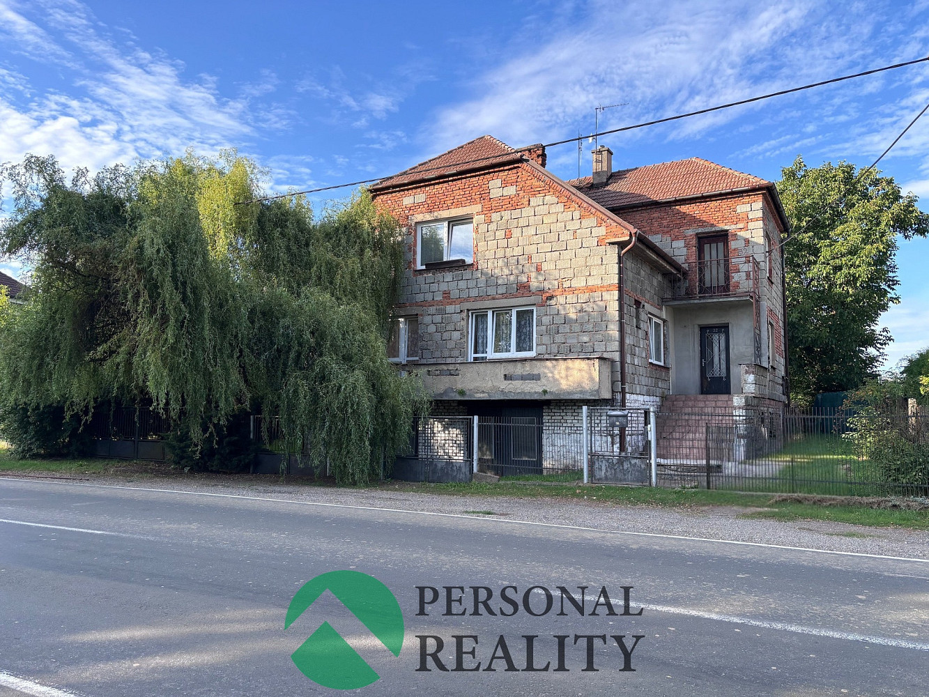 Prodej domu 200 m² s pozemkem 1 034 m² – fotografie 2