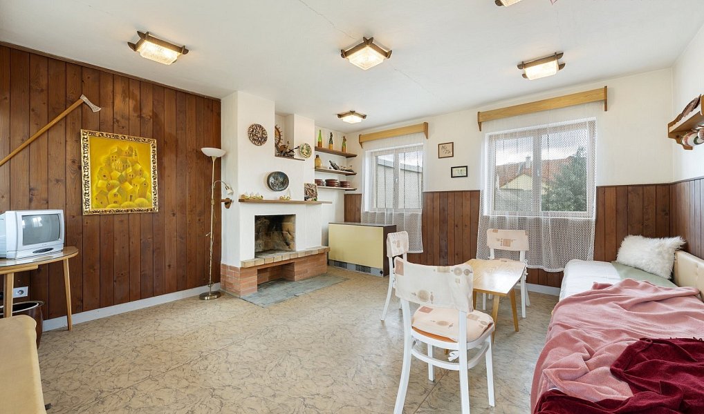 Prodej domu 260 m² s pozemkem 1 224 m², Polešovice – náhled fotky 28