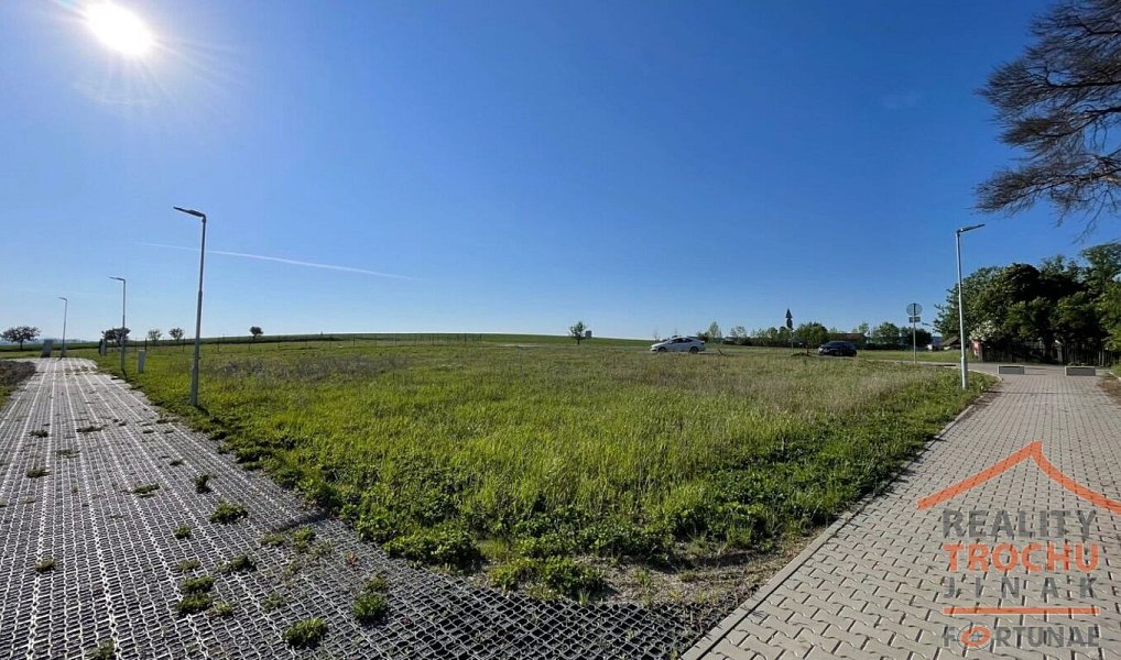 Prodej stavebního pozemku 1 024 m², Divec – náhled fotky 8