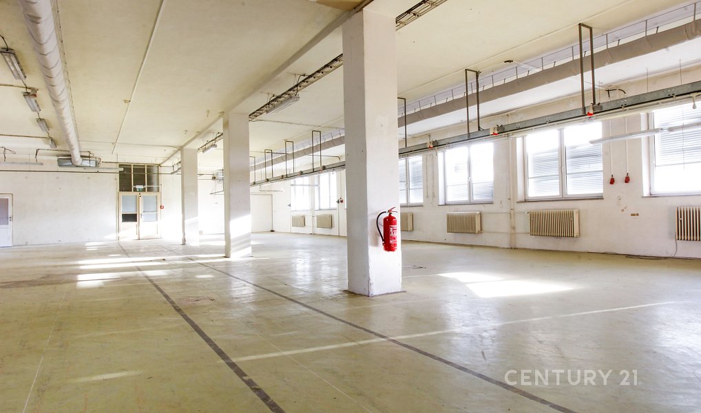 Pronájem, Komerční, 620 m²