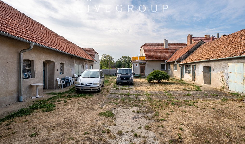 Prodej domu 152 m² s pozemkem 1 884 m², Sedlec – náhled fotky 8