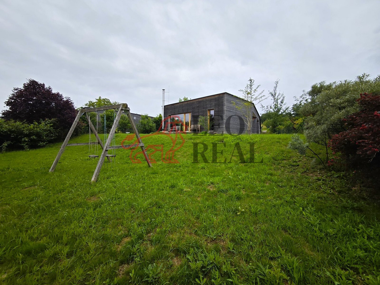 Prodej domu 107 m² s pozemkem 804 m² — photo 2