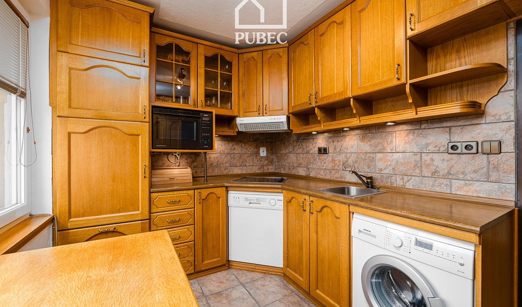 Prodej bytu 2+1 65 m², Železná Ruda – náhled fotky 3