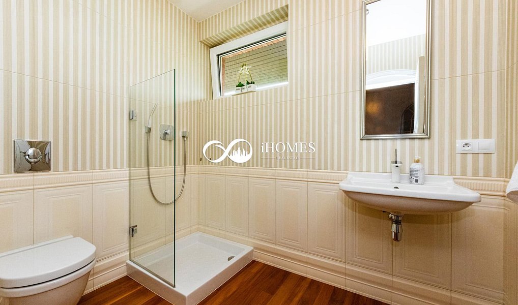 Prodej domu 484 m² s pozemkem 5 684 m², Praha – náhled fotky 27